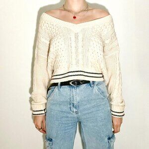Abercrombie & Fitch chunky cable knit cream scoop neck sweater